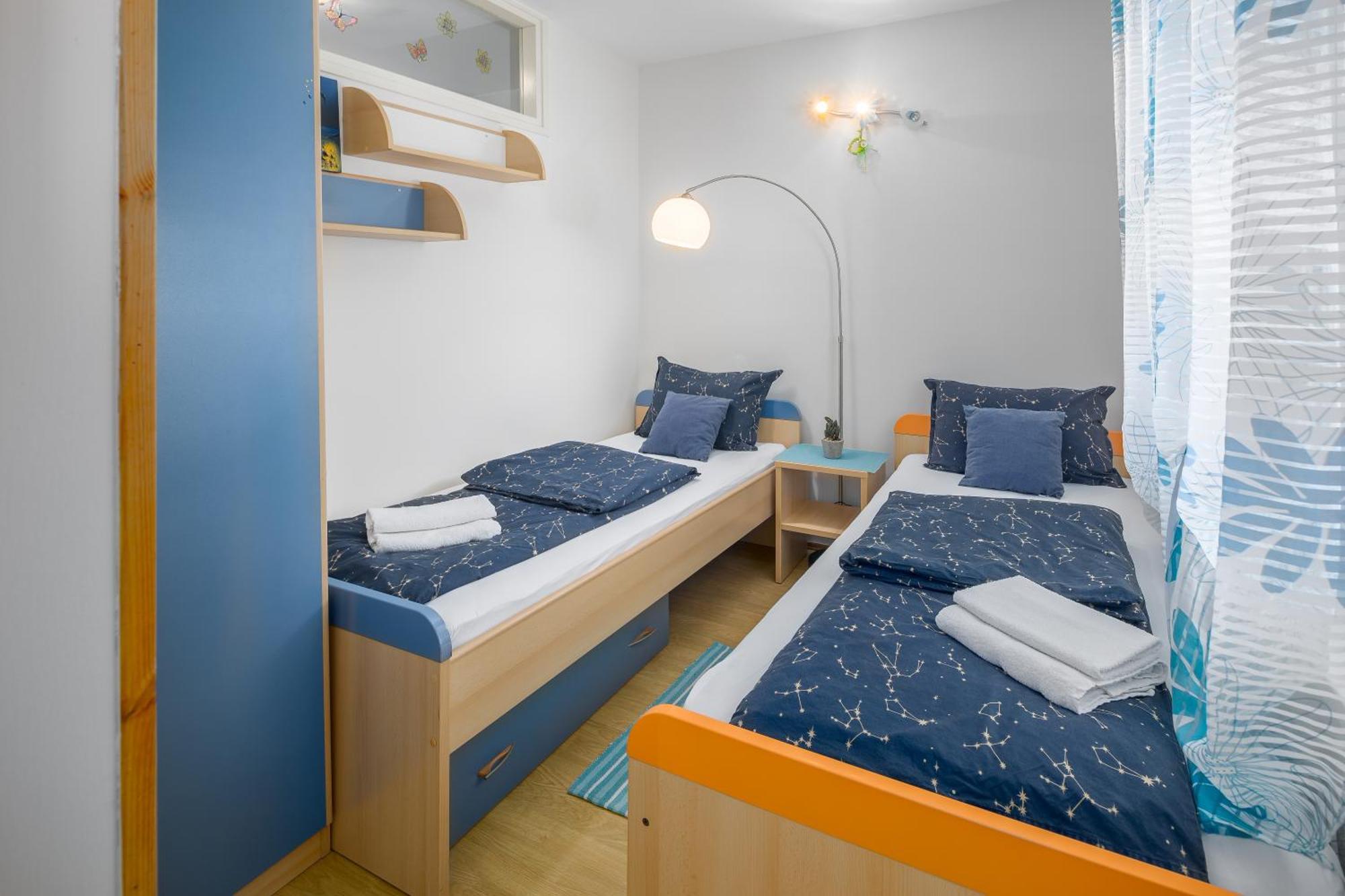 Kukci Apartment Pokoj fotografie